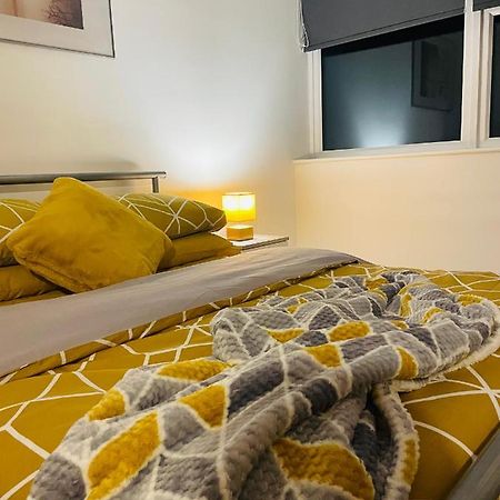 #0509 Two Bedroom Serviced Apartment- Free Parking Derby Eksteriør bilde