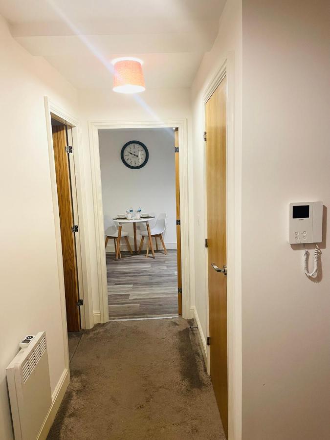 #0509 Two Bedroom Serviced Apartment- Free Parking Derby Eksteriør bilde