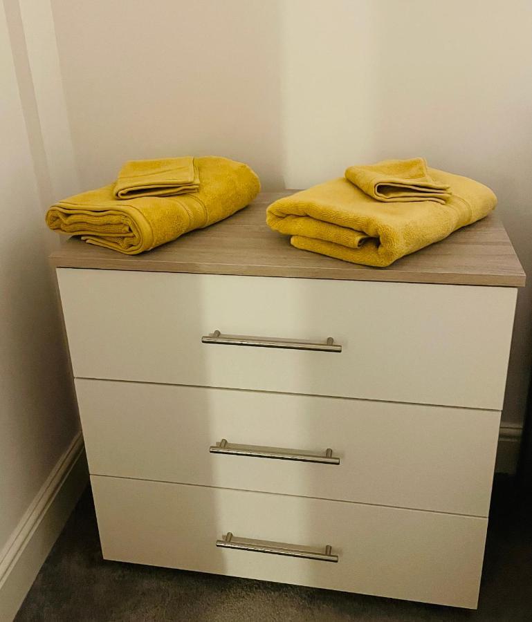 #0509 Two Bedroom Serviced Apartment- Free Parking Derby Eksteriør bilde